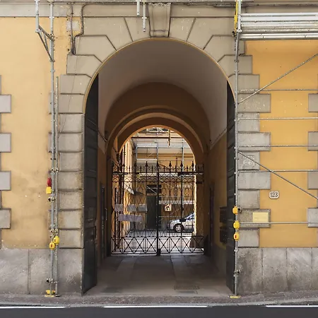 Joivy Charming Flat For 4, Near Train Station